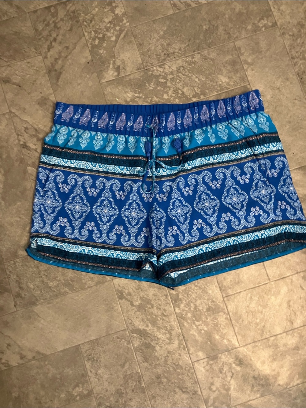 LOFT Blue Patterned Pull-On Bermuda Shorts